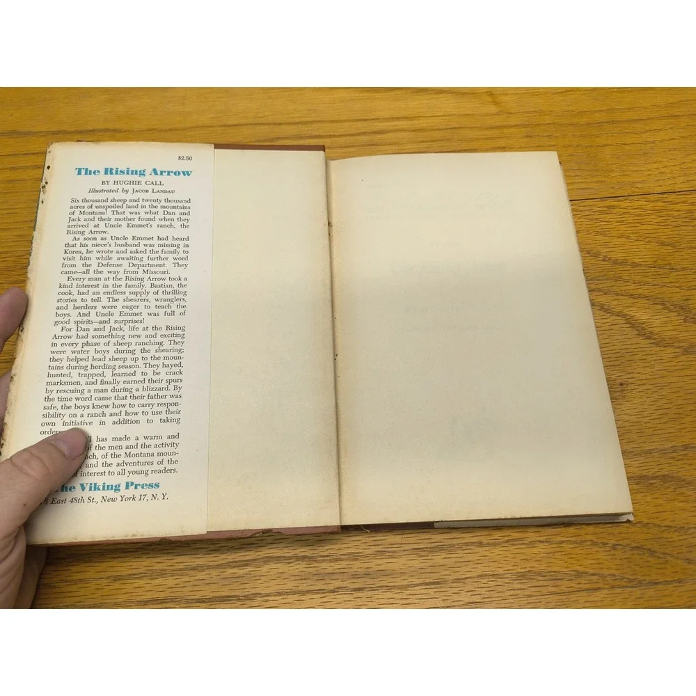 The Rising‎ Arrow - by Hughie Call - 1955 Weekly Reader Children Hardcover
